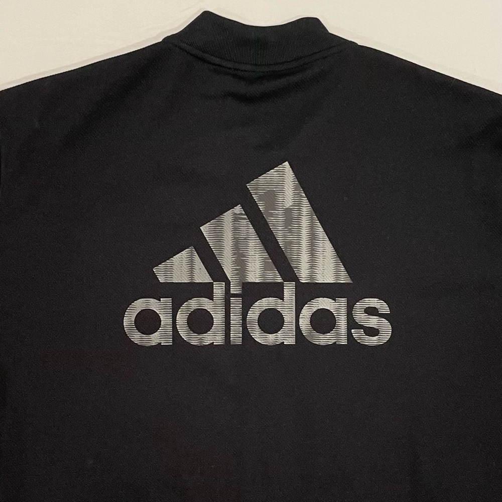 New Adidas Elevate Track Jacket Mens Medium Tricot TT Black Tonal Logo 3 Stripes - Picture 3 of 3